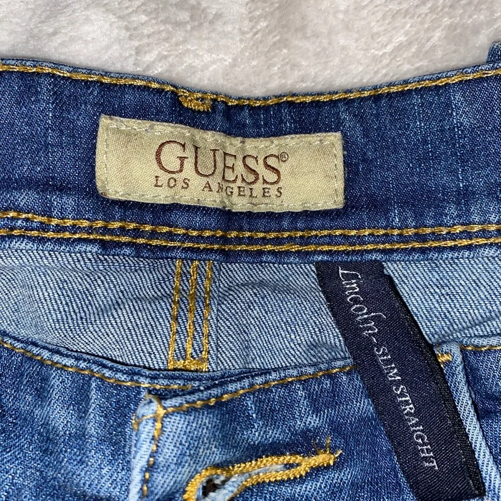 💙🔻GUESS Men's Lincoln Slim Straight Jeans - Picture 10 of 11